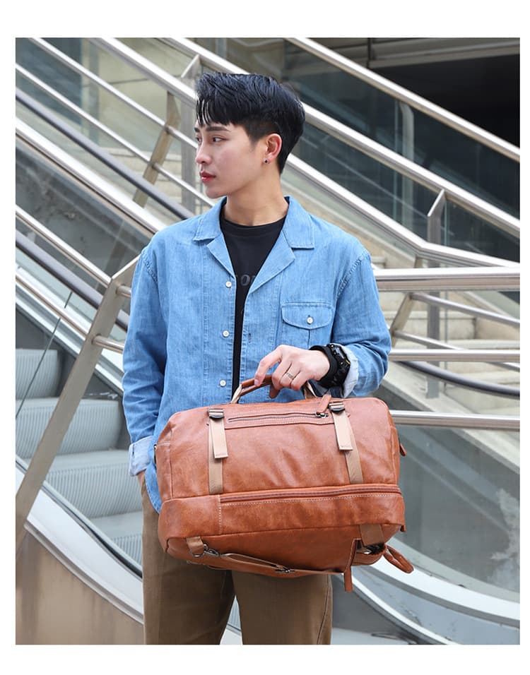 パソコンリュック プレミアムレザーパソコンバックパック