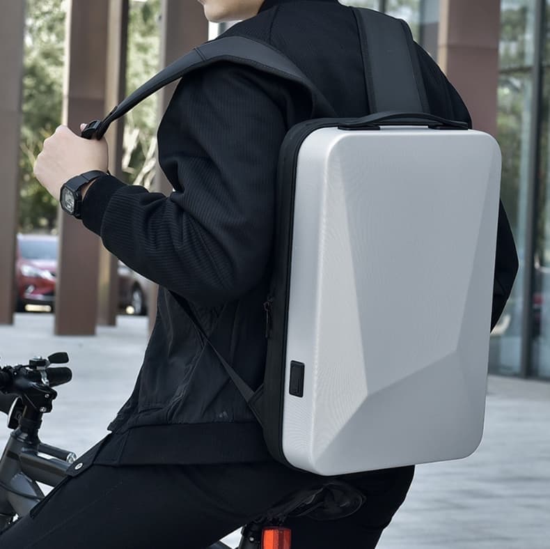 パソコンリュック 都会派スマートバックパック