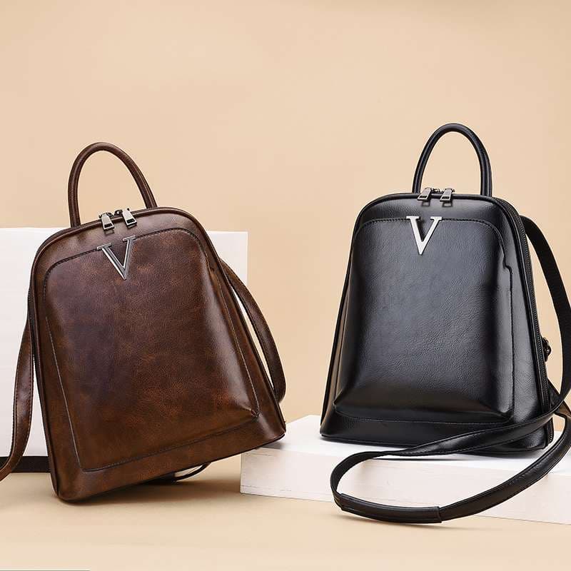 パソコンリュック Vデザイン レザー調 レディースバックパック