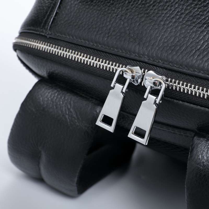 パソコンリュック プレミアムレザーパソコンバックパック