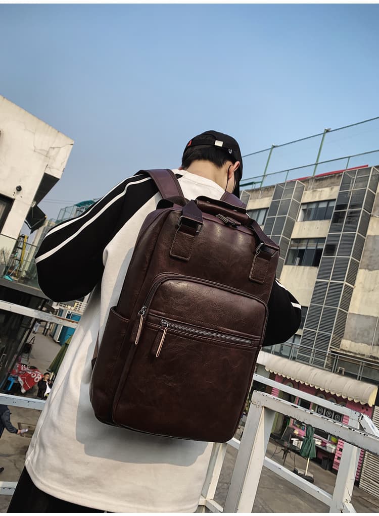 パソコンリュック メンズ 本革調 パソコン リュック 大容量 通勤通学 軽量
