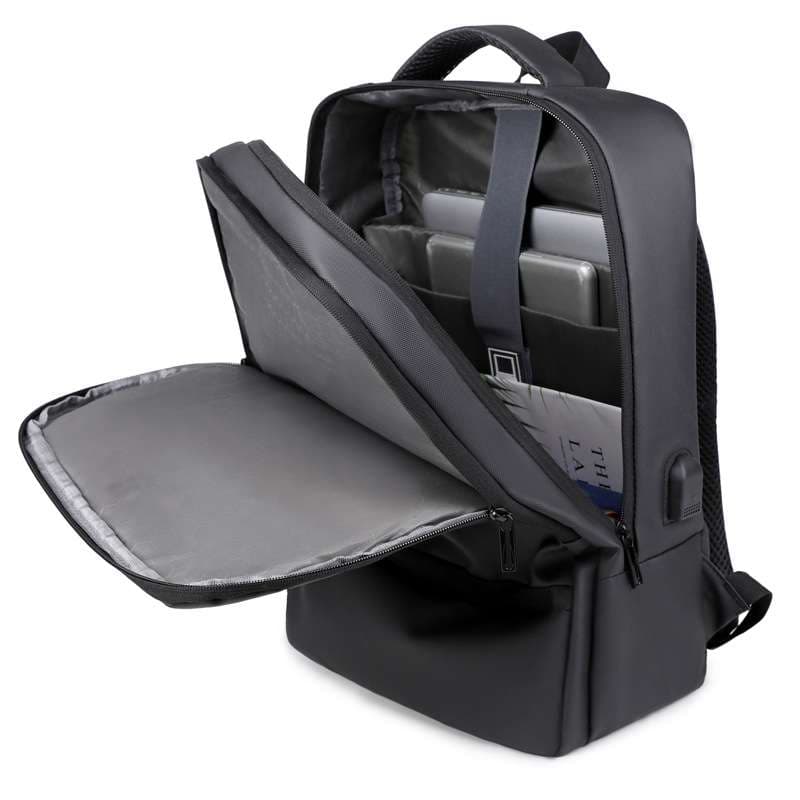 多機能パソコンリュック USB充電ポート付き