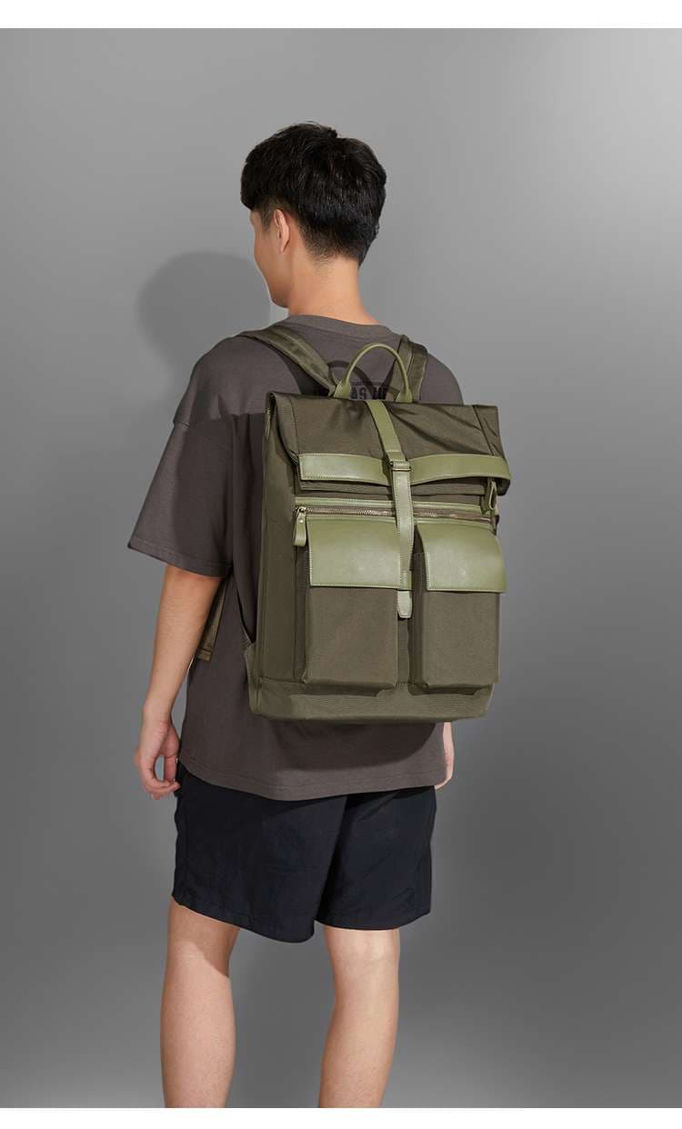 パソコンリュック 多機能防水ミリタリースタイルバックパック