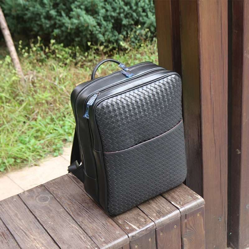 パソコンリュック ラグジュアリー編み込みレザーバックパック